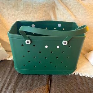 Hunter green Bogg bag